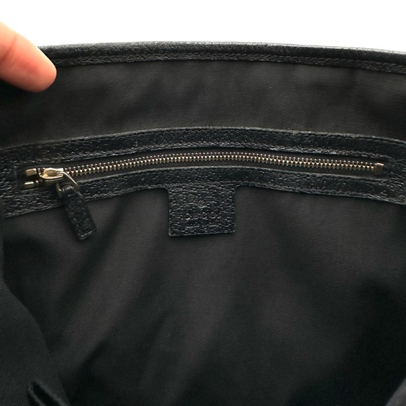 Authentic Gucci Charmy Small Tote shoulder Bag - Picture 13 of 16